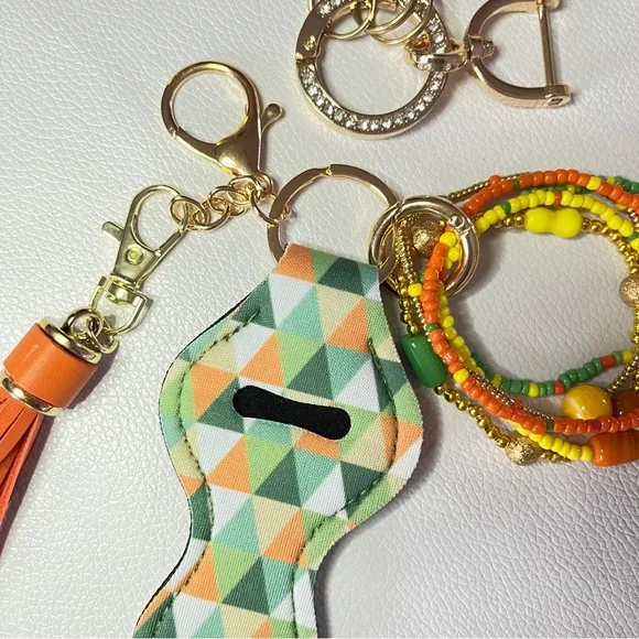 Geometric Bracelet Keychain - Picture 3 of 14